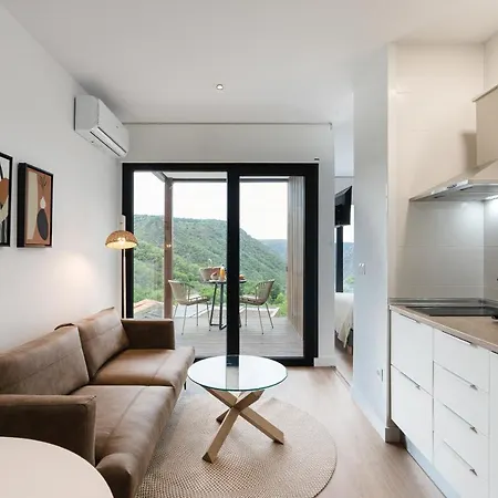 Alcobas Do Sil Ecoturismo * بارادا ديل سيل